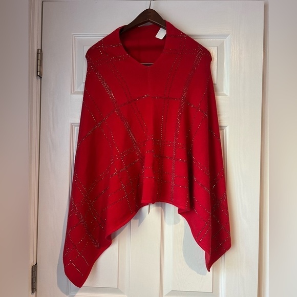 La fiorenta Red Knit Poncho Elegant Embellishments V Neck Lightweight One Size - Picture 4 of 11